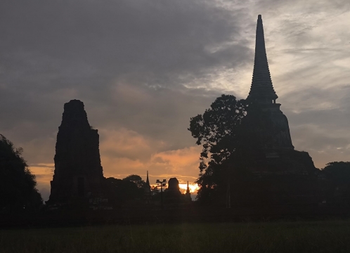世界遺産アユタヤ＿朝日鑑賞